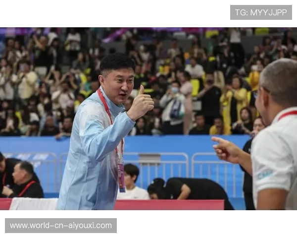 夺冠后亲吻腰带落泪